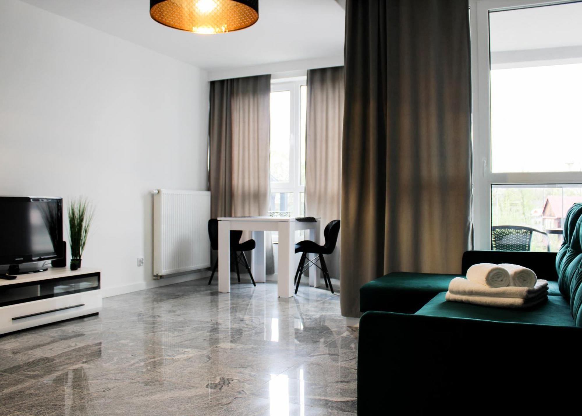Apartament White-Niska Z Garazem Podziemnym Kielce Kültér fotó